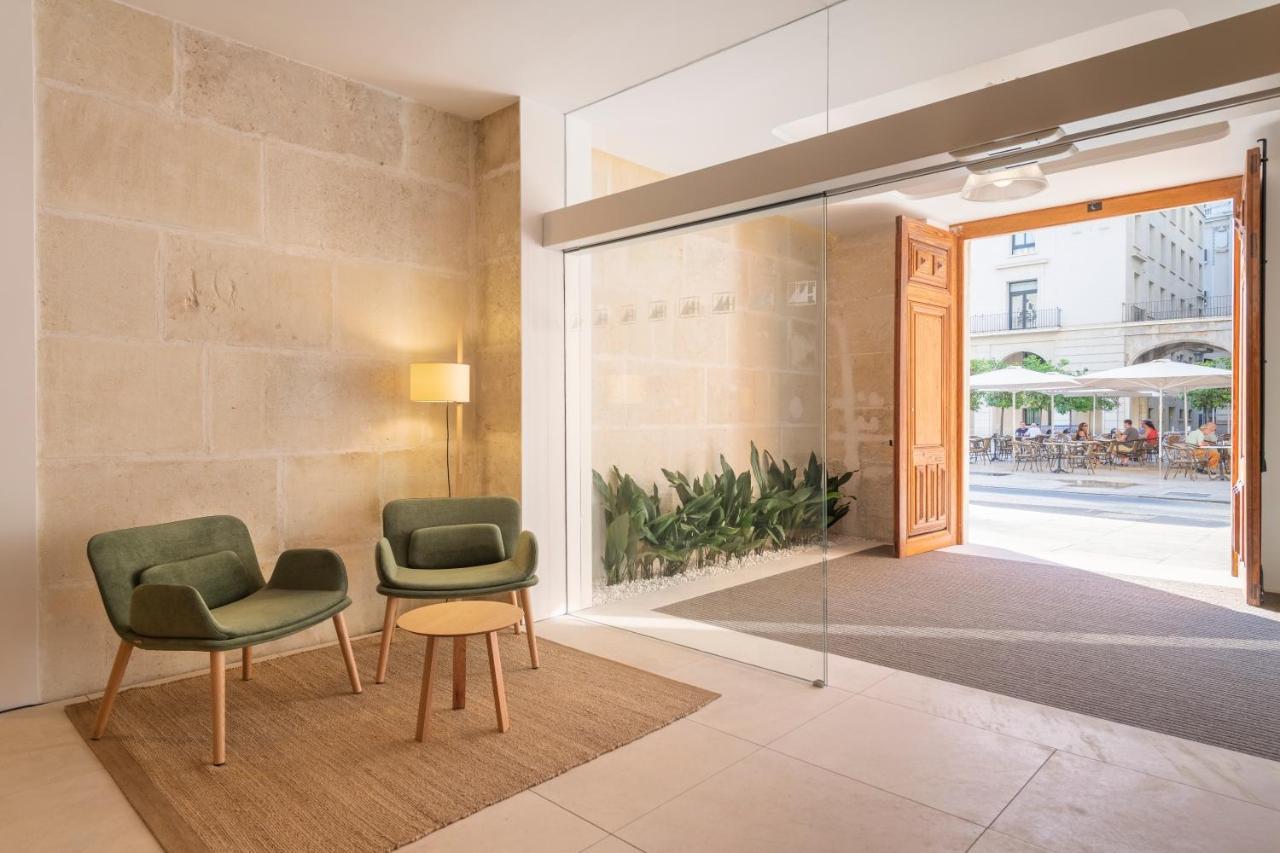 Eurostars Portico Alicante Exterior photo Entrance to the hotel